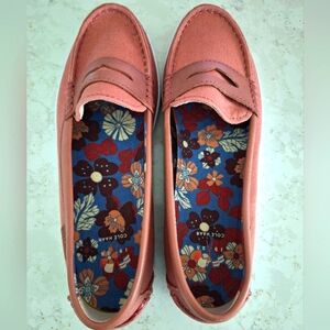 Cole Haan Women's Nantucket Red Canvas Loafers Size 7 Never Worn!